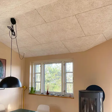 Charming Two-story Summer House Near Casa de Férias Grenå