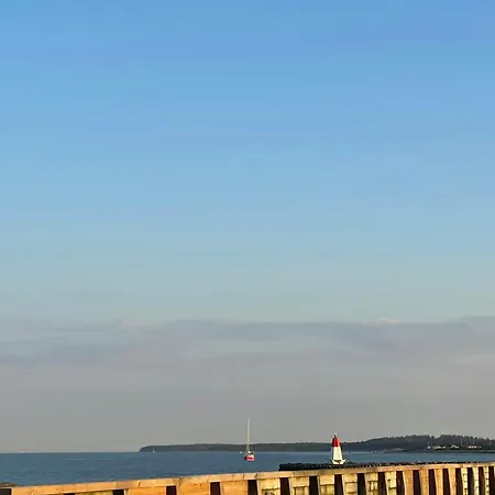 Casa de Férias Charming Two-story Summer House Near *