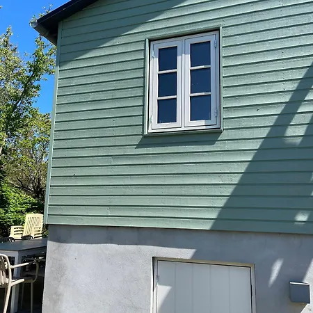 Casa de Férias Charming Two-story Summer House Near *