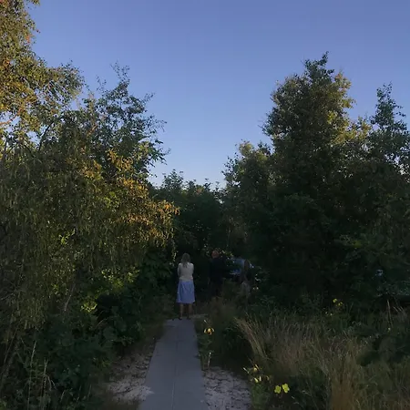 Charming Two-story Summer House Near Casa de Férias